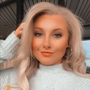 Meet your Posher, Kinley